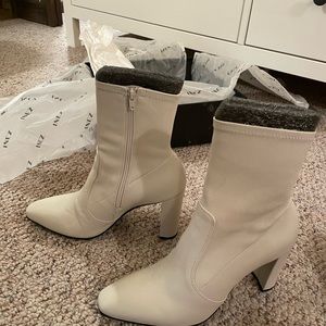 Inez Paz 90 Booties